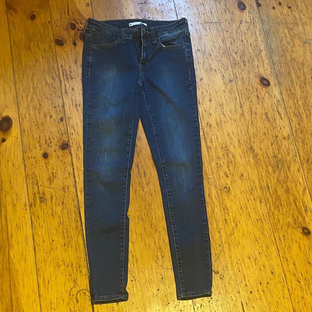 SO Women's Dark Wash Skinny Jeans